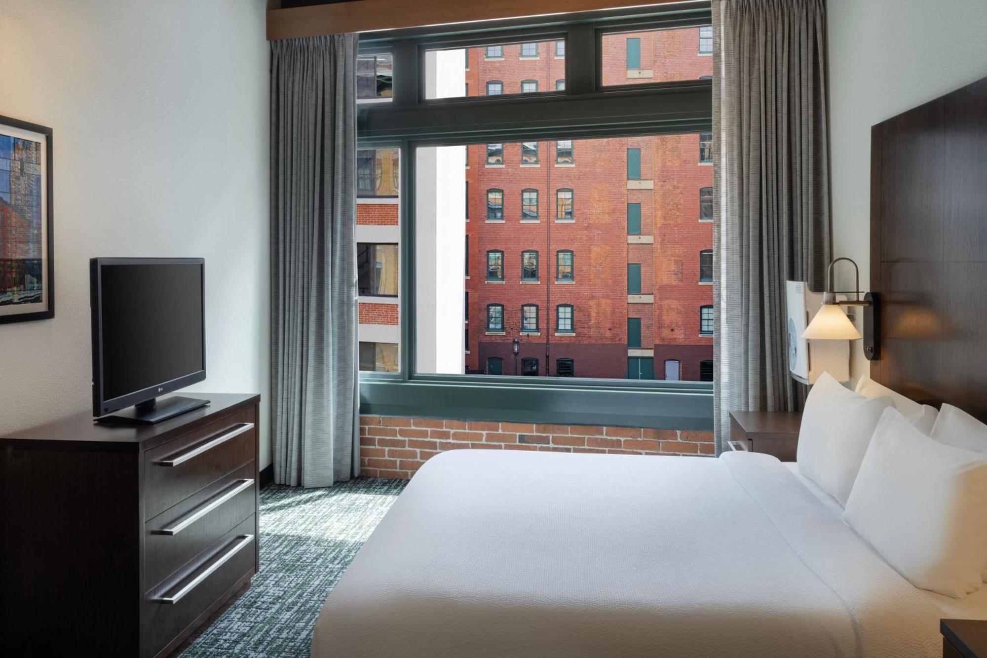 Residence Inn By Marriott Boston Downtown Seaport Extérieur photo