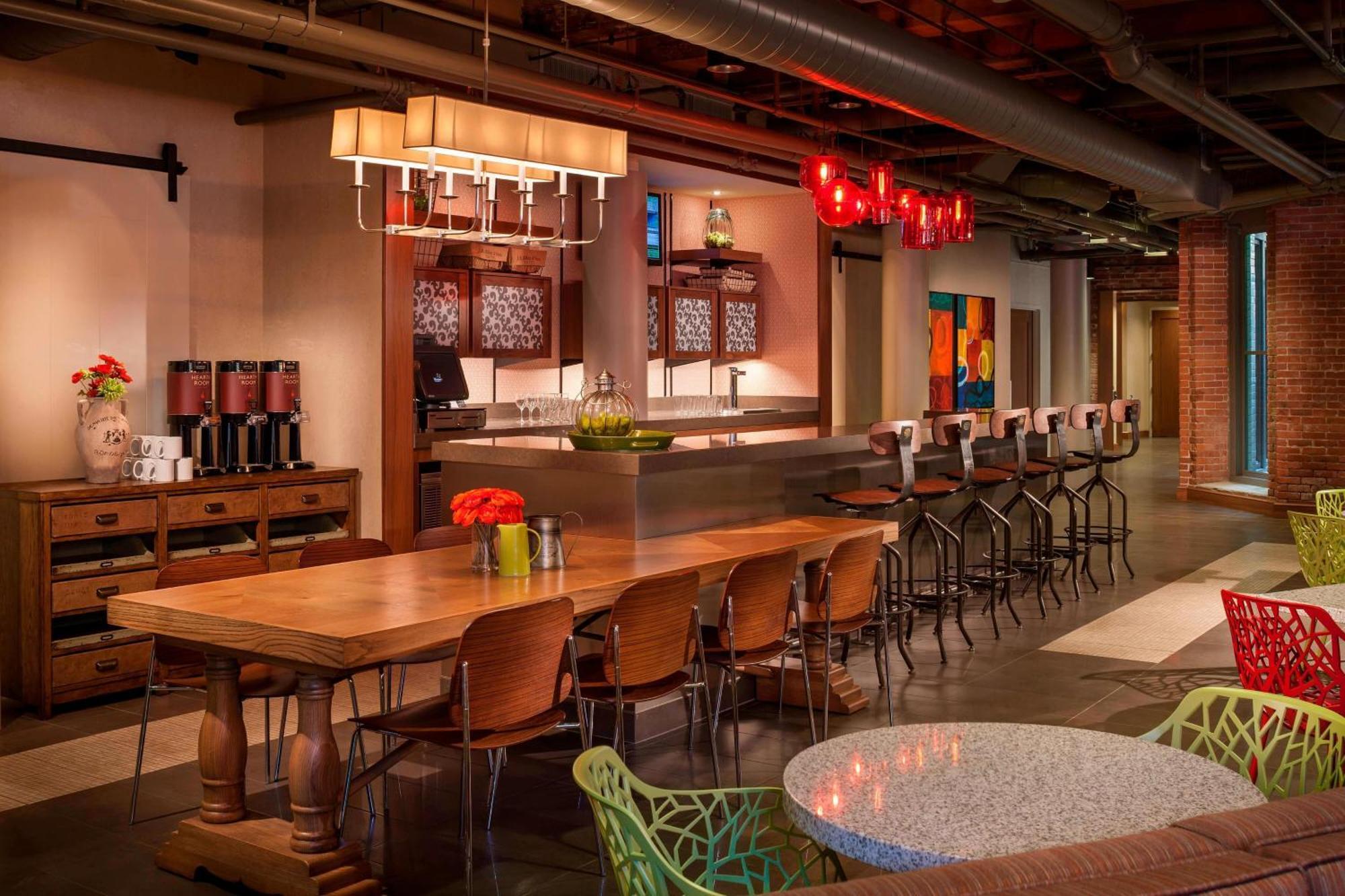 Residence Inn By Marriott Boston Downtown Seaport Extérieur photo